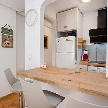 Torrevilbao Cosy Cerca De La Playa Торевьиа